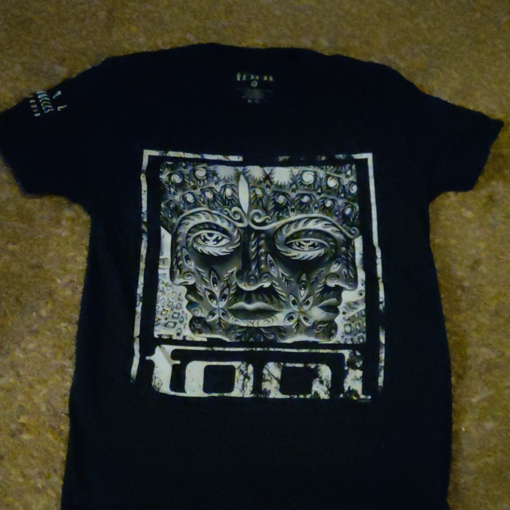 ⏩ Tool band t-shirt ⏮️